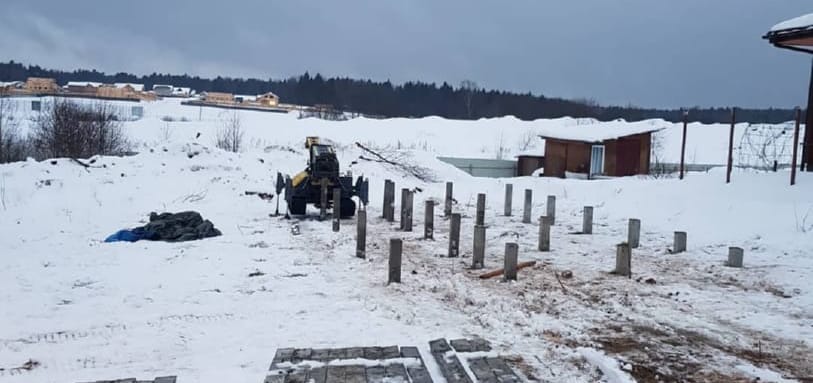 Фундамент на забивных ЖБ сваях