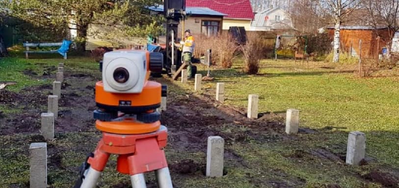 Фундамент на забивных ЖБ сваях